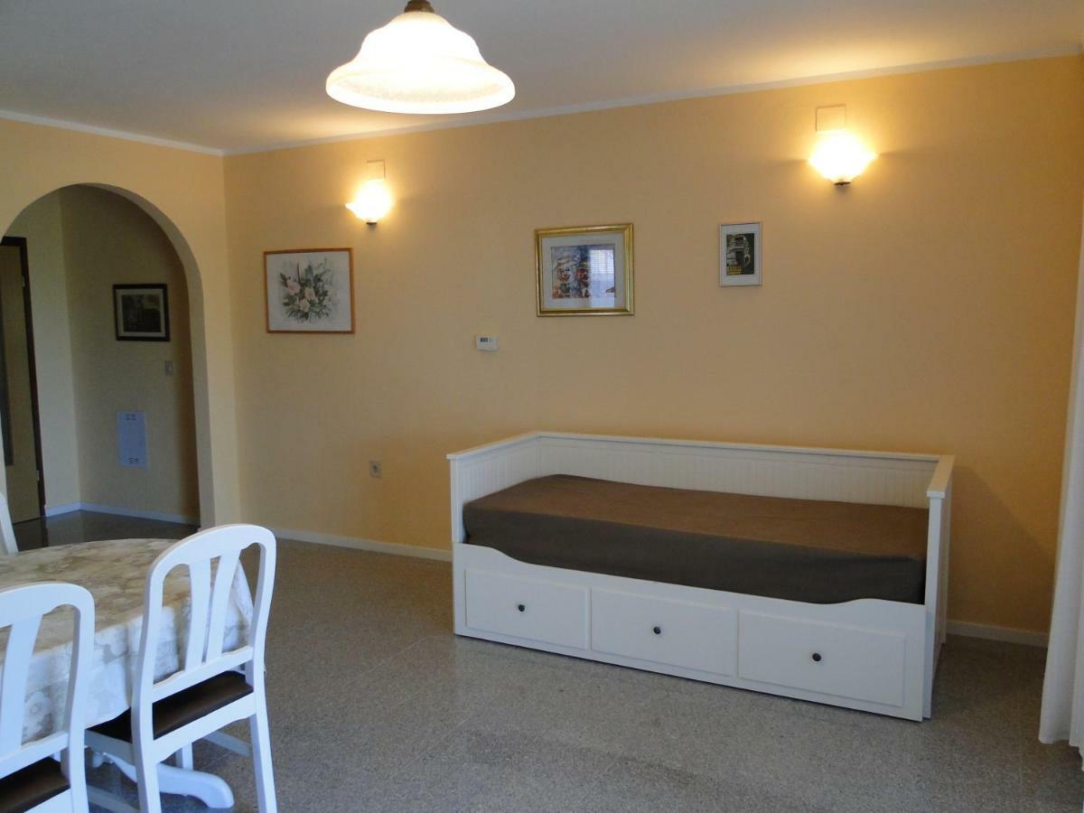 Apartments Villa Maran Umago Esterno foto