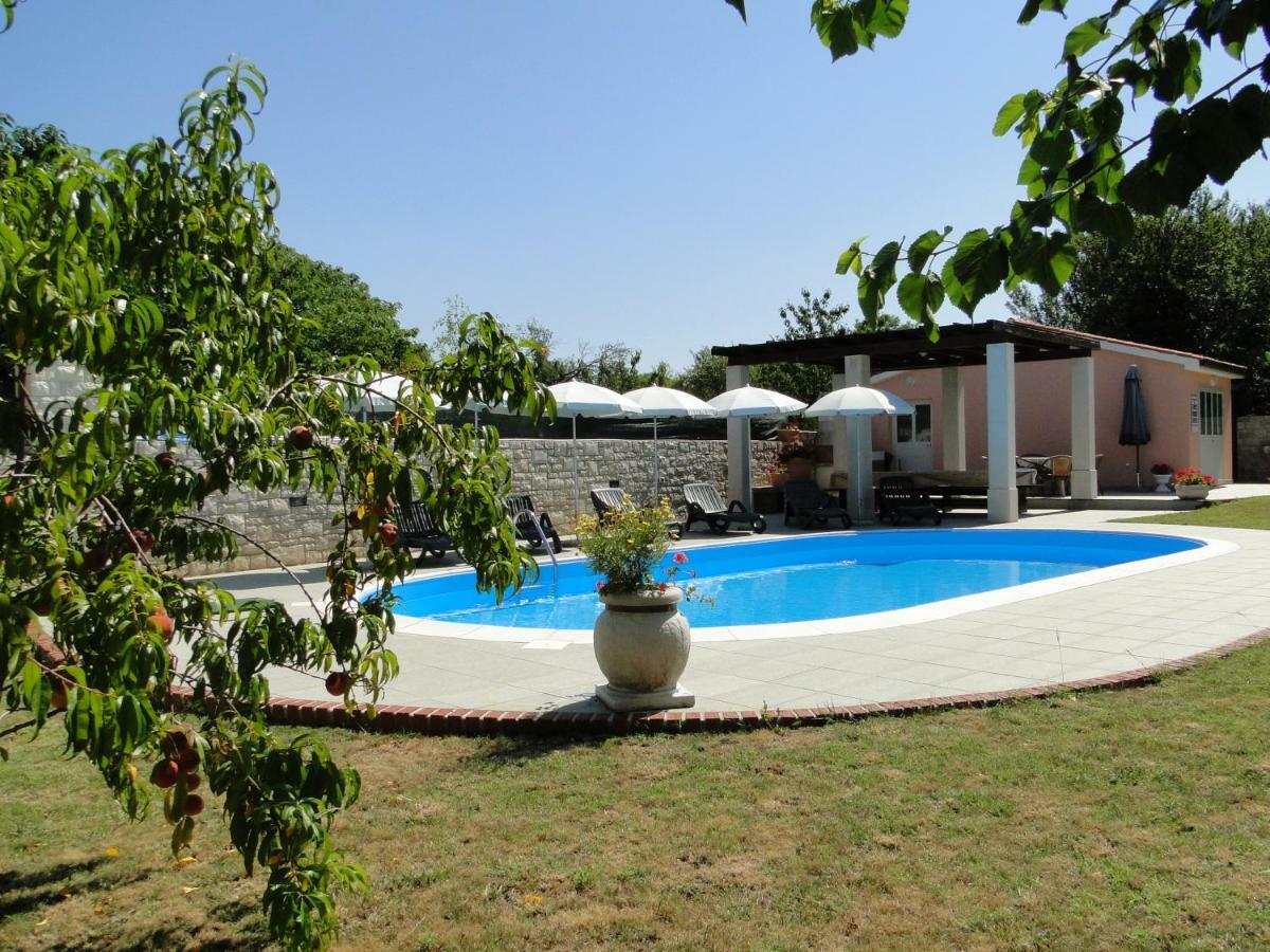 Apartments Villa Maran Umago Esterno foto