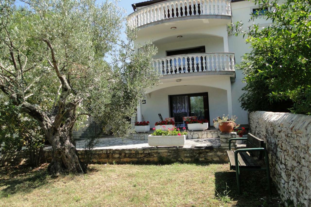 Apartments Villa Maran Umago Esterno foto