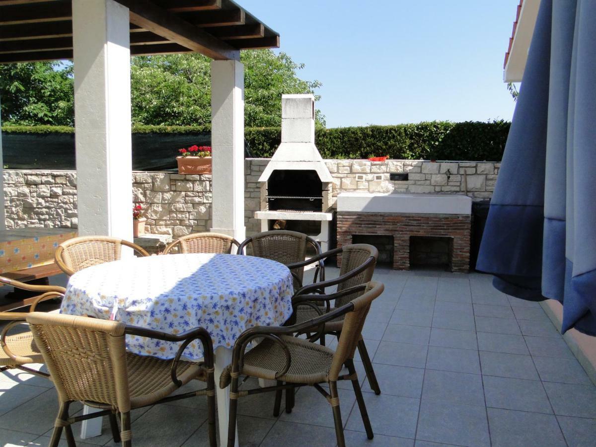 Apartments Villa Maran Umago Esterno foto